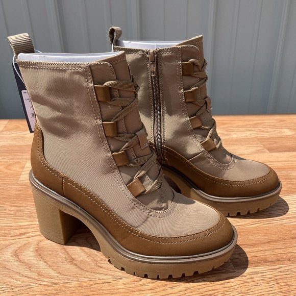 Universal Thread Shoes Universal Thread Glenda Hiking Boots Womens